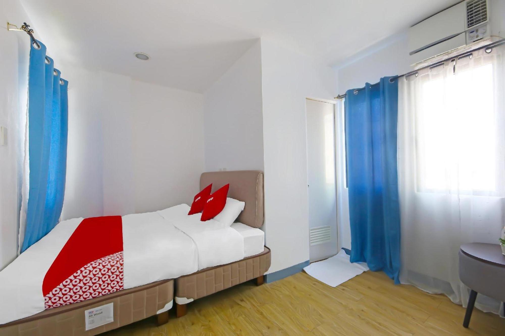 Loveness Apartelle Pasay Extérieur photo